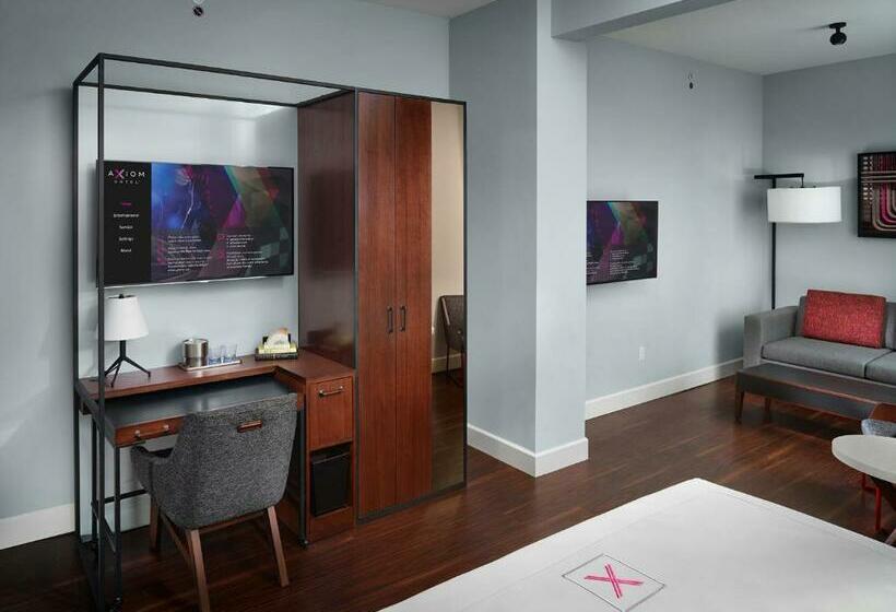 غرفة ديلوكس لذوى الاحتياجات الخاصة, Axiom