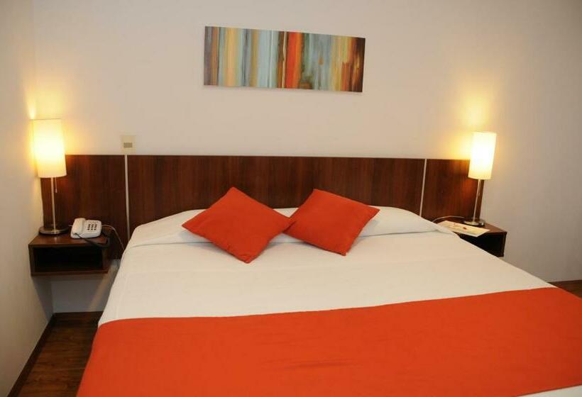 اتاق سوپریور, California