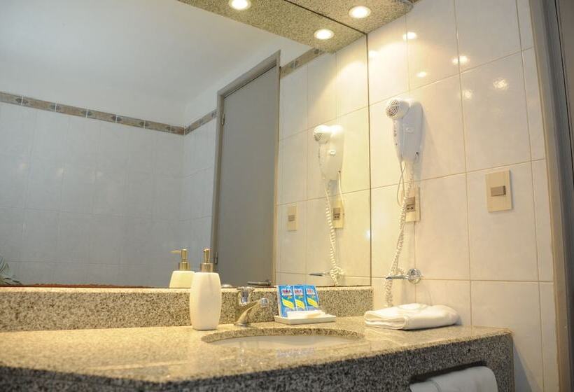 اتاق استاندارد یک نفره, California