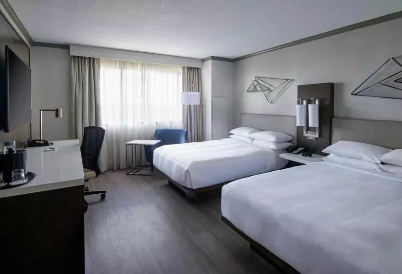 ２ダブルベッドのスタンダードルーム, Detroit Marriott Troy
