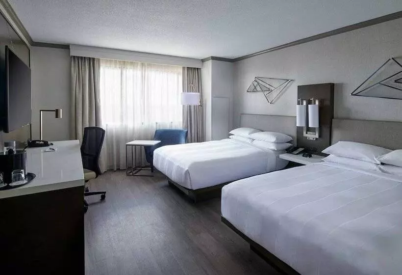 ２ダブルベッドのスタンダードルーム, Detroit Marriott Troy