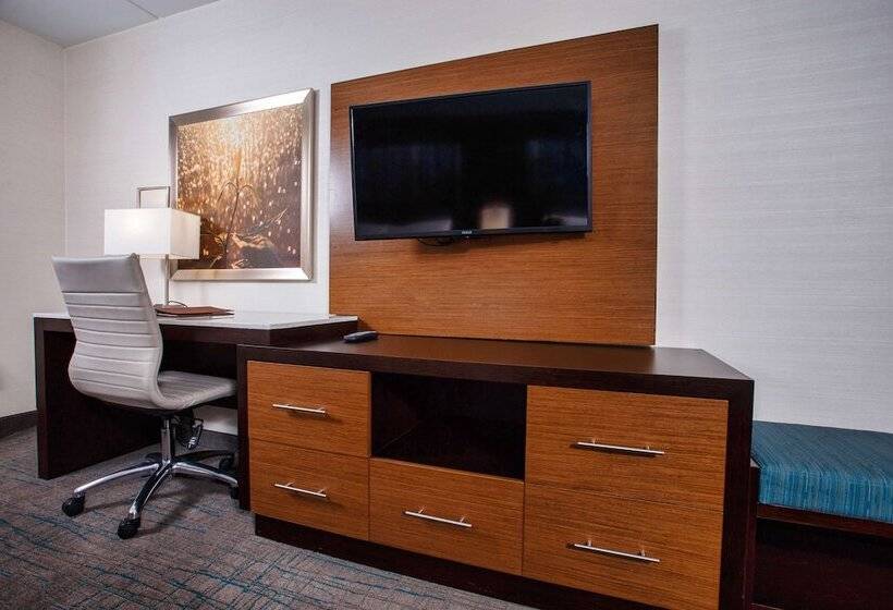 اتاق استاندارد با 2 تخت دوبل, Doubletree By Hilton Neenah