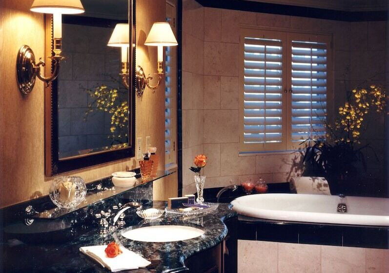 جناح, Intercontinental Mark Hopkins San Francisco, An Ihg