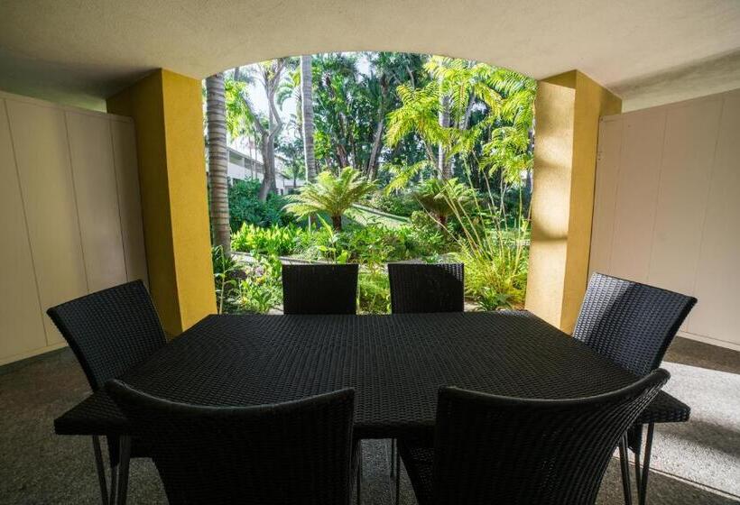 إستوديو قياسى, Lemon Tree Inn