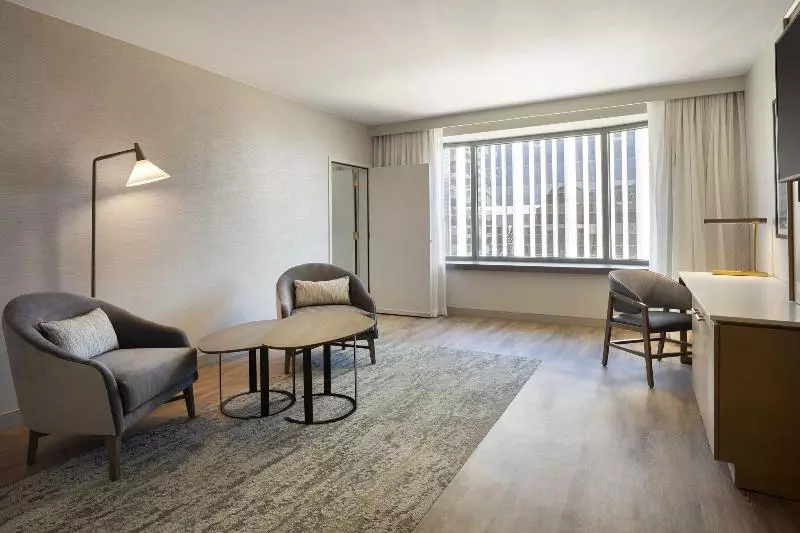 سوئیت با تخت بزرگ, The Westin Denver Downtown