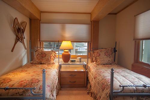 带5个卧室的公寓, Top Of The Village Coraltree Residence Collection