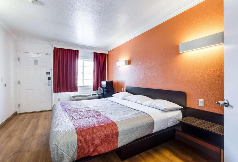 غرفة ديلوكس سرير كينج, Motel 6 San Jose, Ca   Convention Center