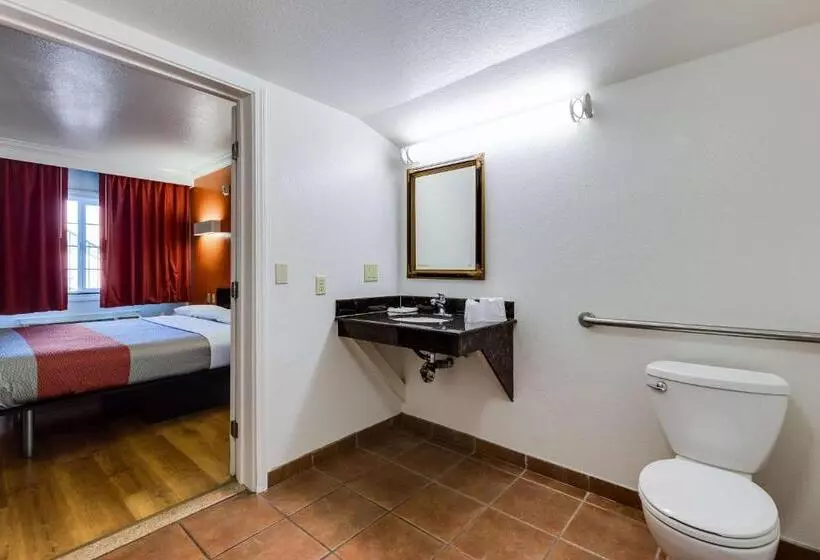 اتاق لوکس چهار تخته, Motel 6 San Jose, Ca Convention Center