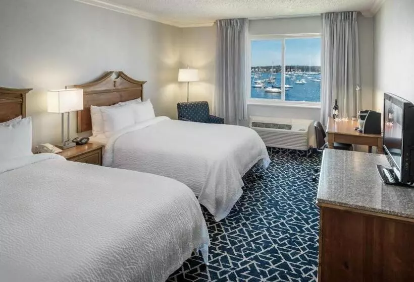 ２ダブルベッドのスタンダードルーム, The Newport Harbor Hotel & Marina