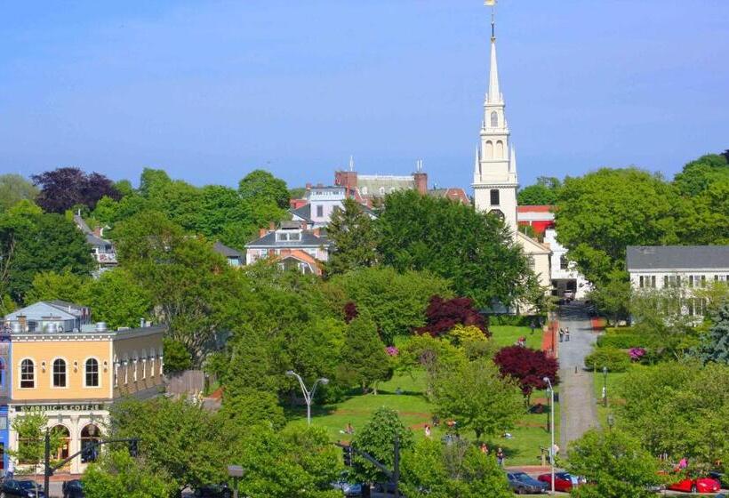 带2个双人床的标准工作室, The Newport Harbor Hotel & Marina