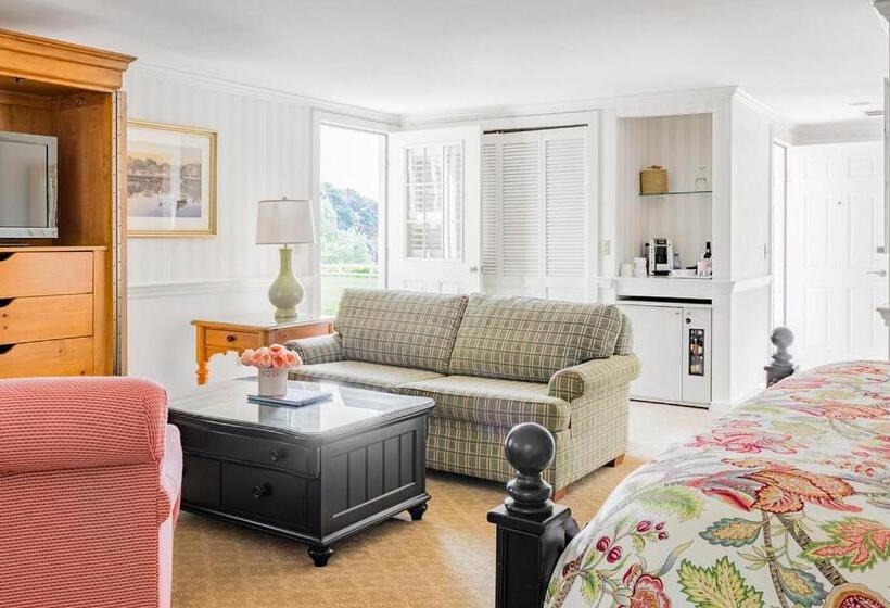 Четырехместный Номер Стандарт, Wequassett Resort And Golf Club