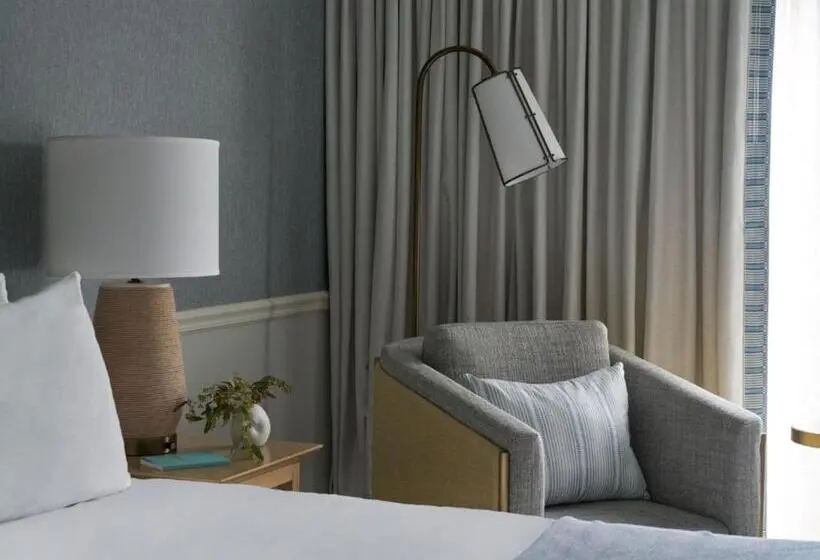 带大床的经典房间, Wequassett Resort And Golf Club