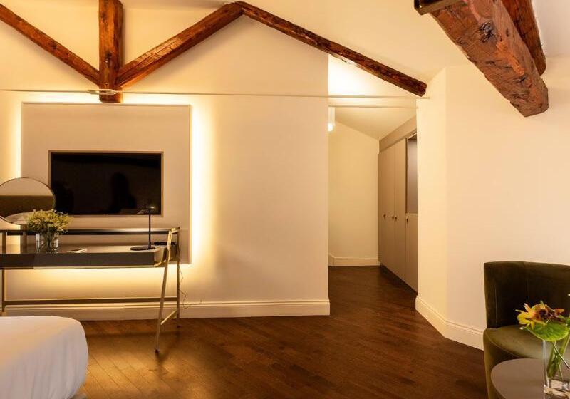 豪华房间, Coco Reef Resort and Spa