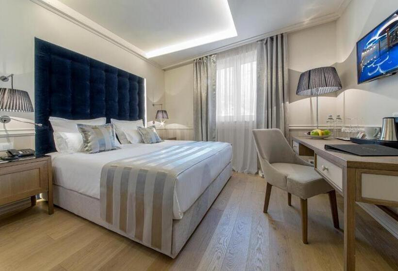 스탠다드 룸, Grand Hotel Slavia