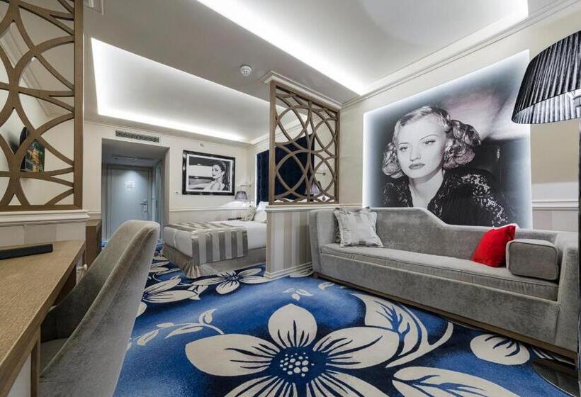 컴포트 룸, Grand Hotel Slavia