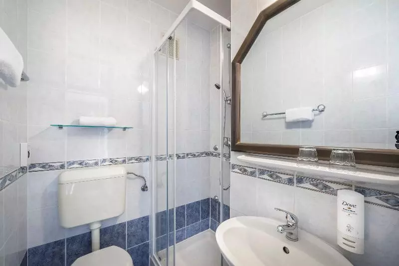 اتاق استاندارد با بالکن, Laguna Maradiso Hotel By Aminess