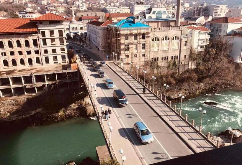 اتاق استاندارد با چشمانداز رودخانه, Bristol