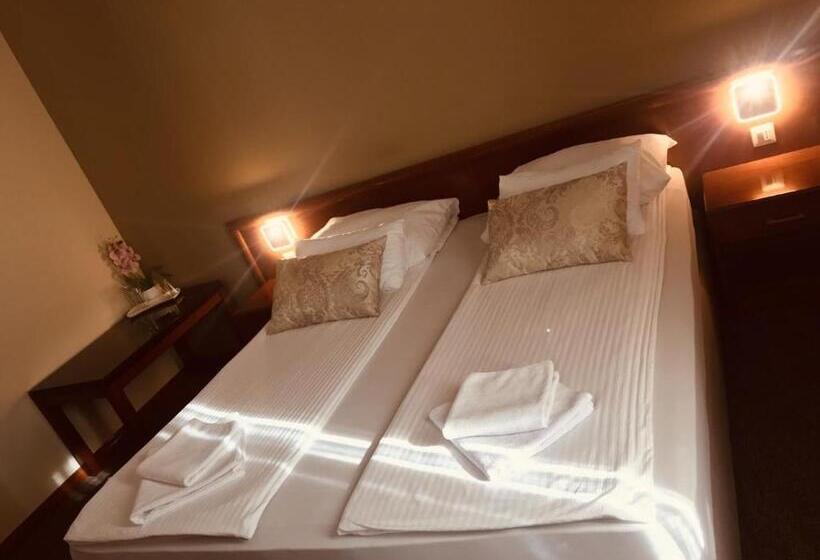 اتاق استاندارد با چشمانداز رودخانه, Bristol