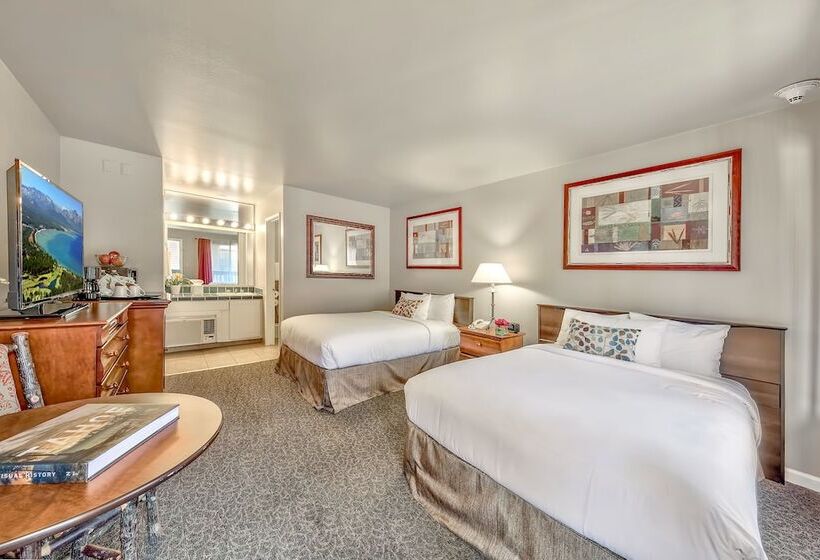 带2个双人床的标准工作室, Forest Suites Resort At The Heavenly Village