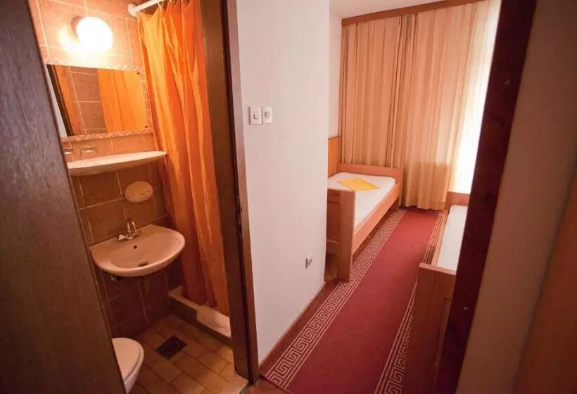 スタンダードシングルルーム, Hi Hostel Zagreb