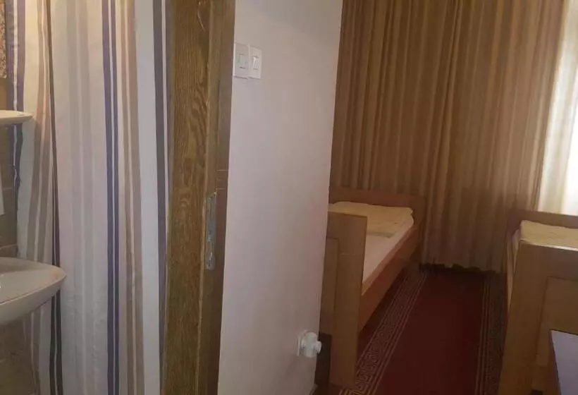 スタンダードシングルルーム, Hi Hostel Zagreb