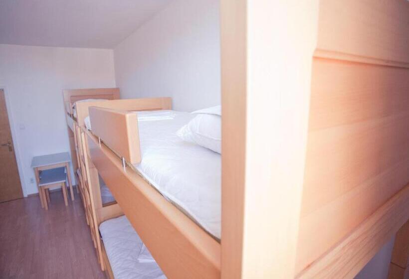מיטה בחדר משותף, Hi Hostel Zagreb