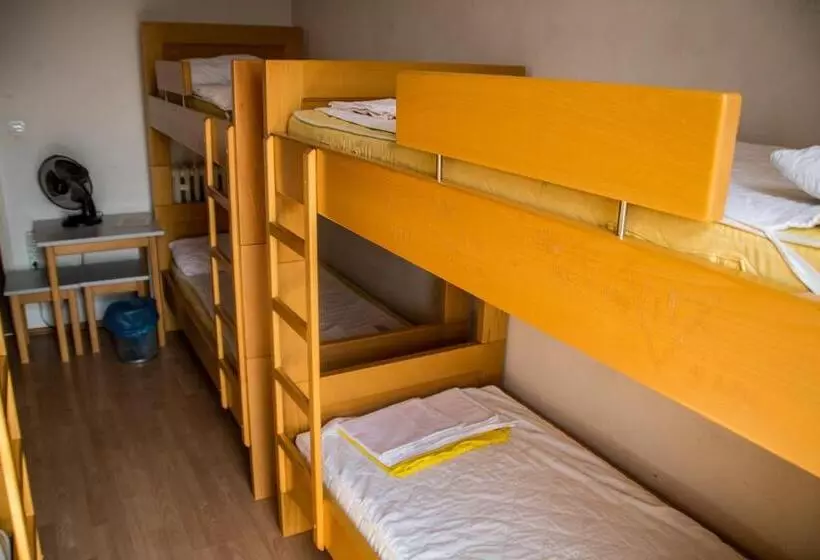 浴室共有スタンダード４人用ルーム, Hi Hostel Zagreb