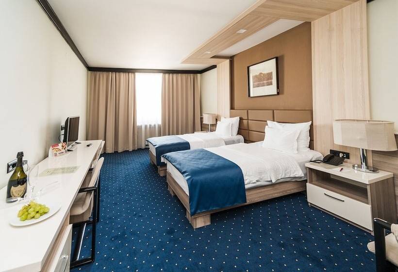 חדר סופריור, Holiday