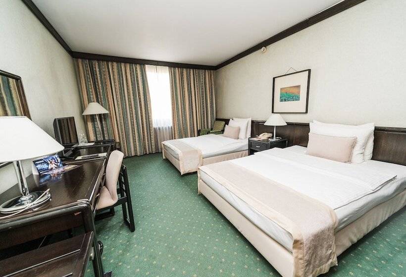 חדר סטנדרט, Holiday