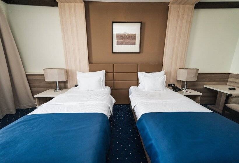 חדר סופריור יחיד, Holiday