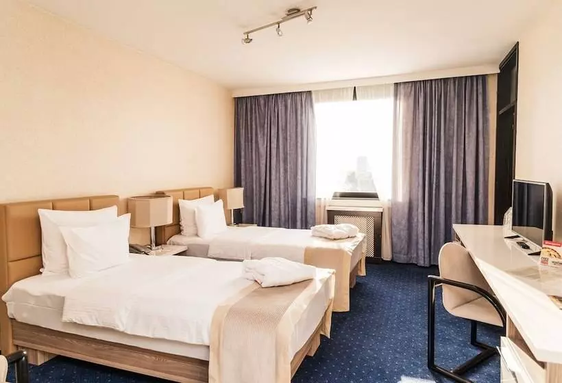 3 Bedroom Suite, Holiday