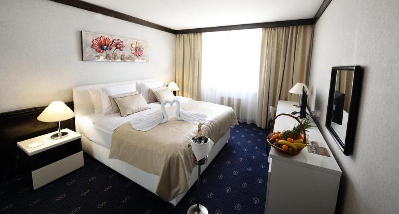 חדר סופריור, Holiday