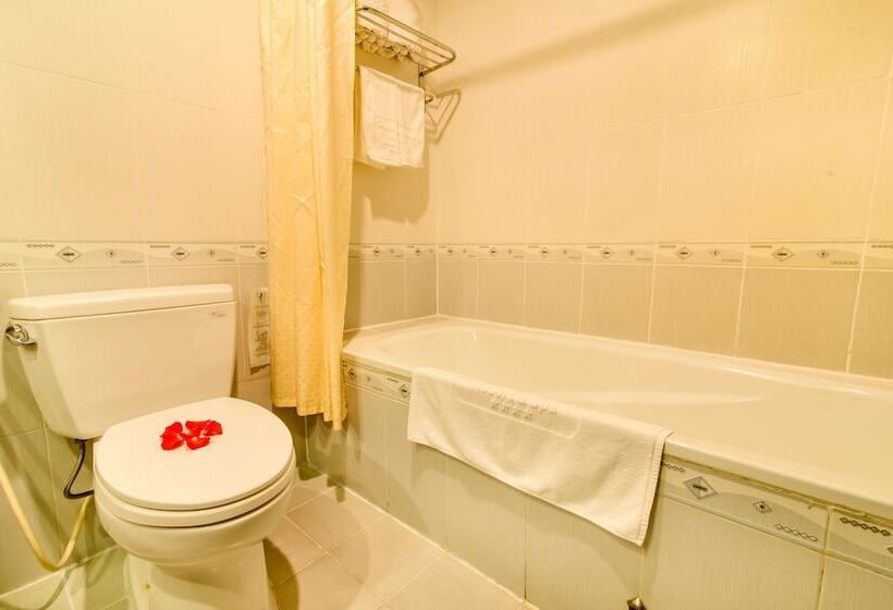 اتاق لوکس با چشم‌انداز باغ, Huong Giang Hotel Resort & Spa