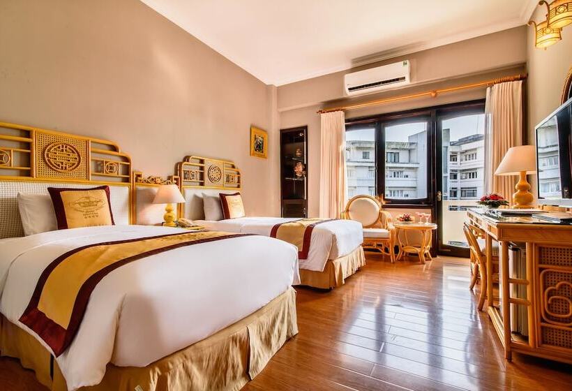 اتاق لوکس با چشم‌انداز باغ, Huong Giang Hotel Resort & Spa