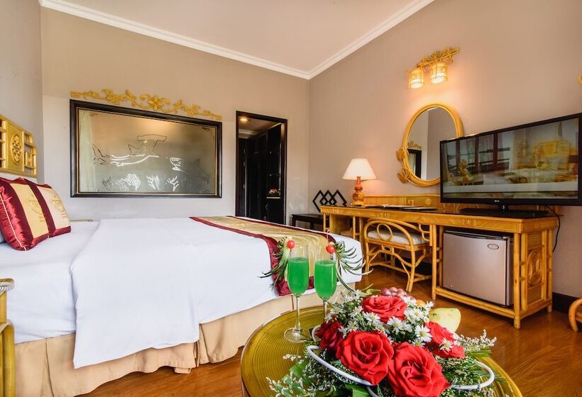 اتاق لوکس با چشم‌انداز باغ, Huong Giang Hotel Resort & Spa