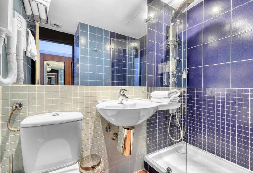 غرفة كومفورت, Ilirija