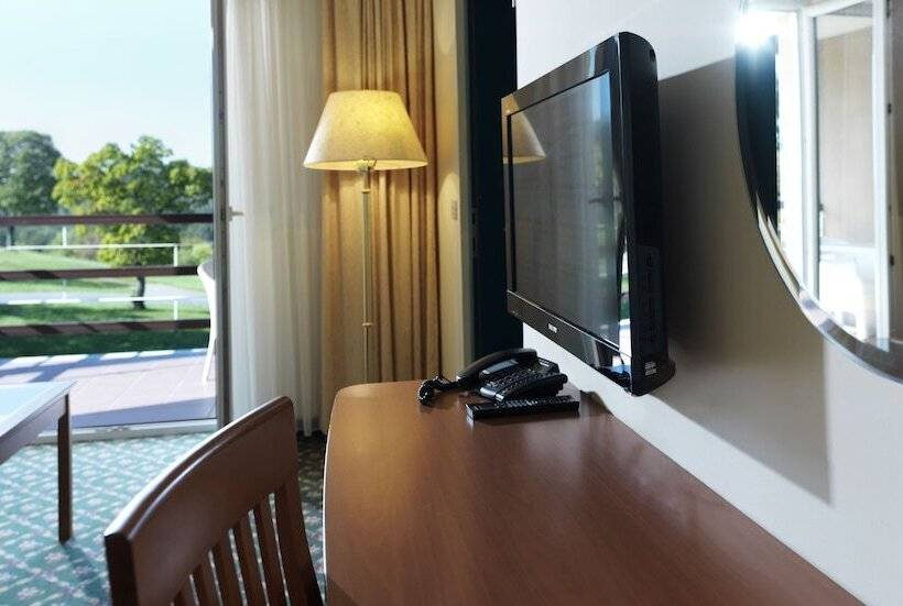 اتاق خانوادگی, Maestoso   Lipica