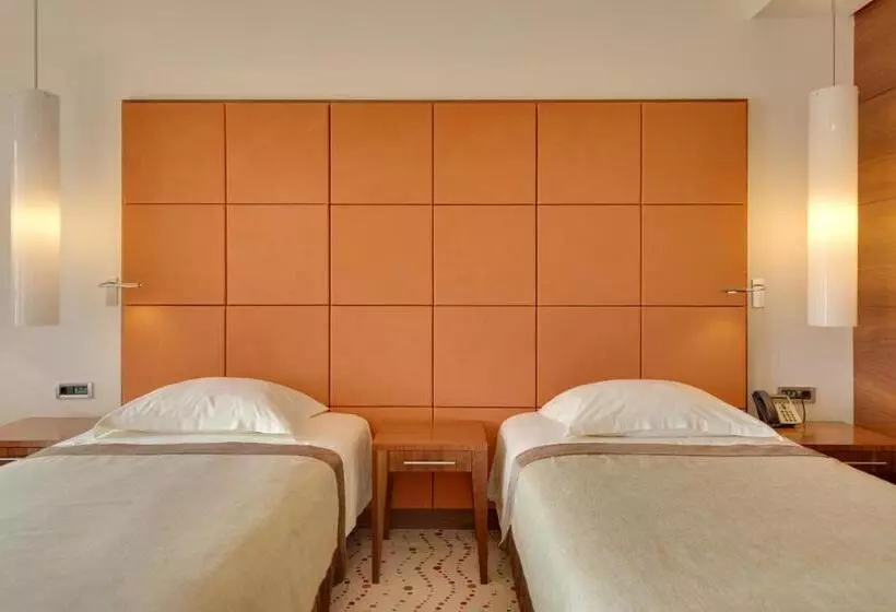 اتاق پرمیوم, Monte Mulini Adults Exclusive Hotel By Maistra Collection