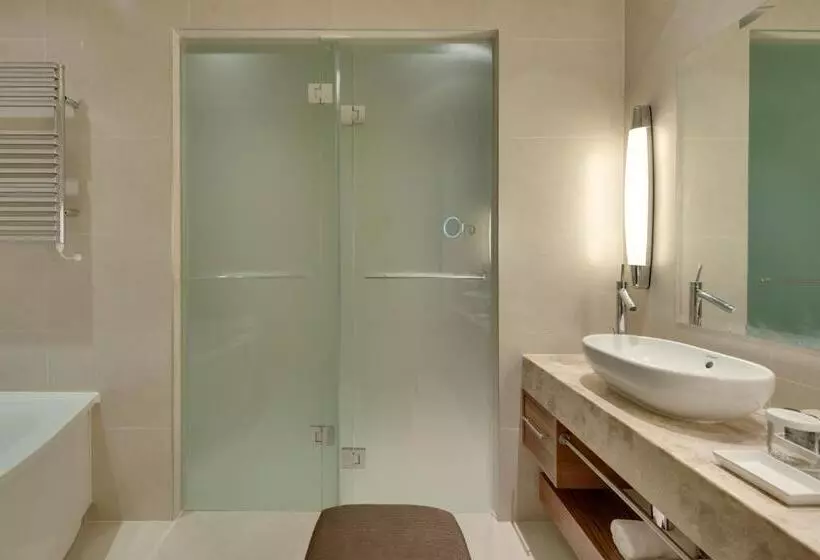 سوییت اجرایی, Monte Mulini Adults Exclusive Hotel By Maistra Collection