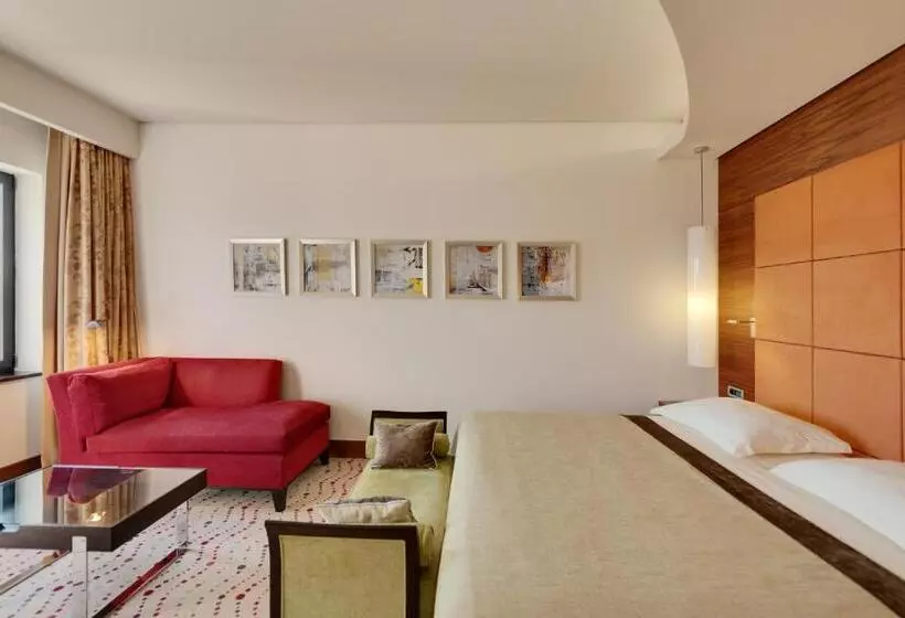 اتاق اجرایی, Monte Mulini Adults Exclusive Hotel By Maistra Collection