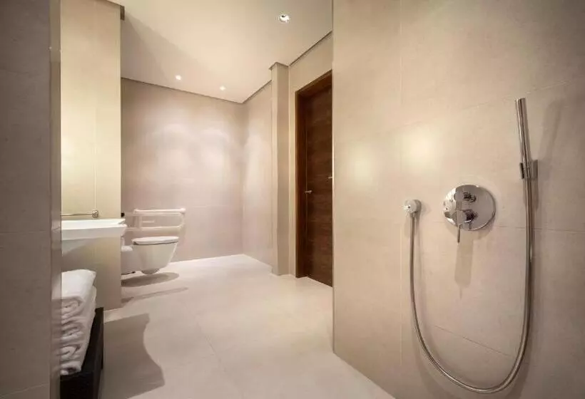 اتاق استاندارد برای معلولان, Monte Mulini Adults Exclusive Hotel By Maistra Collection