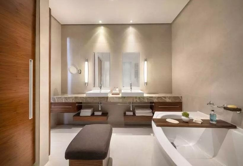 سوییت اجرایی, Monte Mulini Adults Exclusive Hotel By Maistra Collection