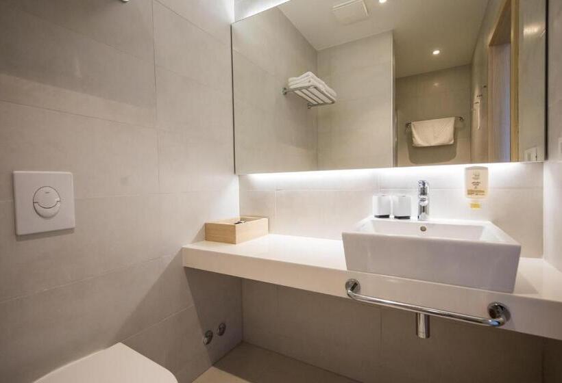 スタンダードルーム, Osmine