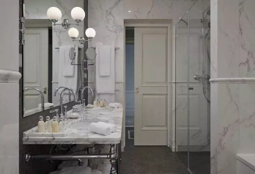 オーシャンビューデラックススイート, Palace Elisabeth, Hvar Heritage Hotel   The Leading Hotels Of The World