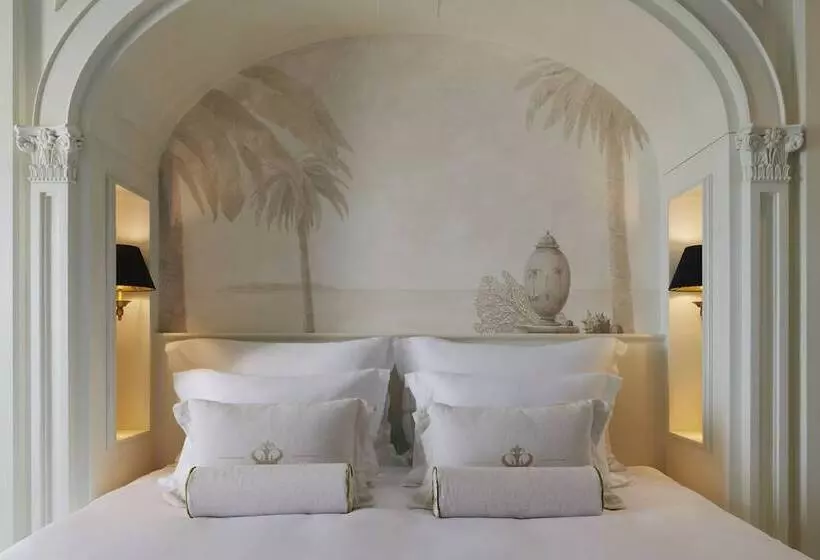 オーシャンビューのプレミアムルーム。, Palace Elisabeth, Hvar Heritage Hotel   The Leading Hotels Of The World
