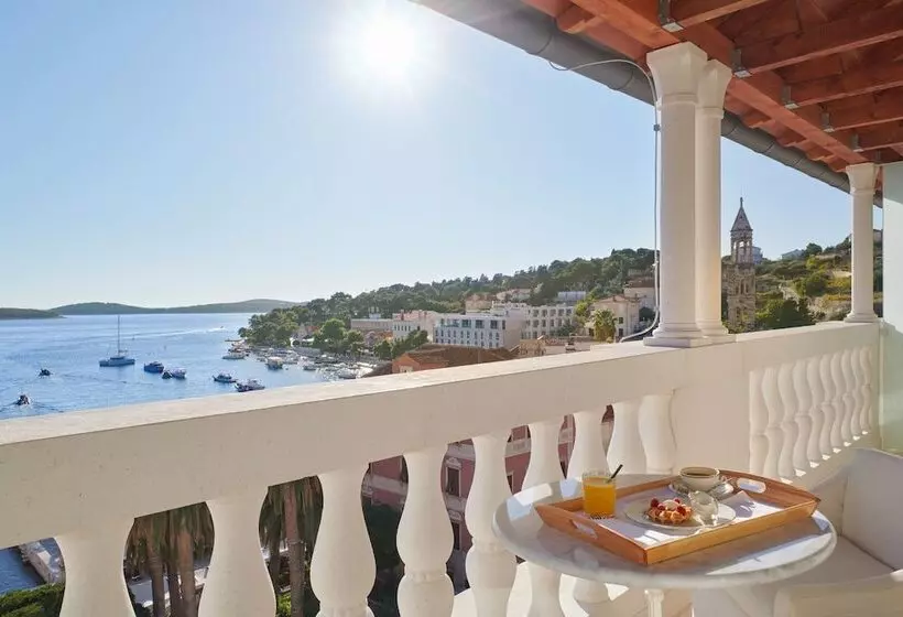 ペントハウスルーム, Palace Elisabeth, Hvar Heritage Hotel   The Leading Hotels Of The World
