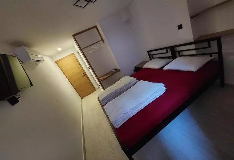 اتاق استاندارد, Piran