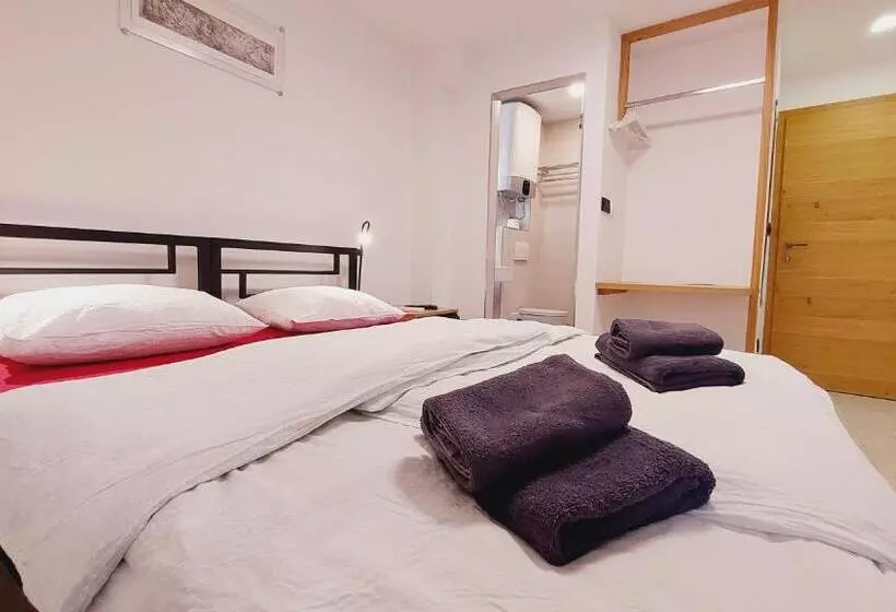 اتاق استاندارد, Piran