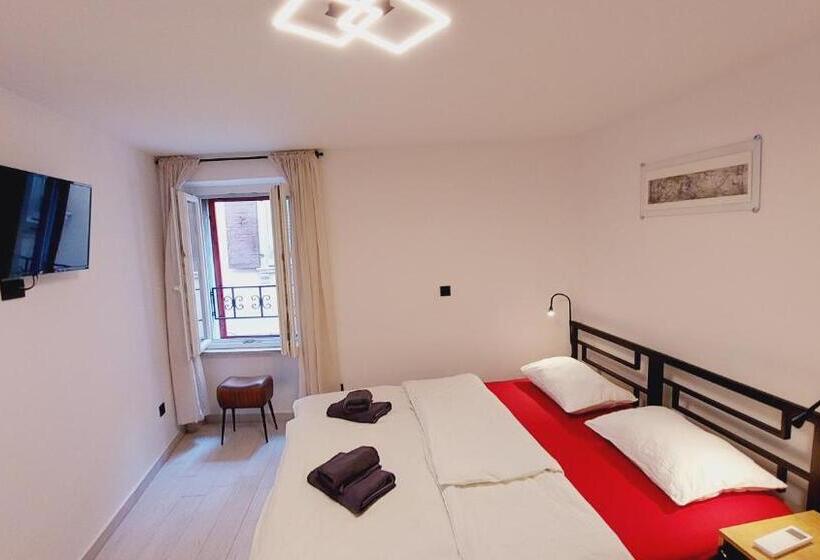 Standard-huone, Piran