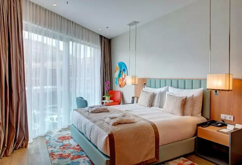 اتاق استاندارد با چشم‌انداز پارک, Rixos Premium Dubrovnik